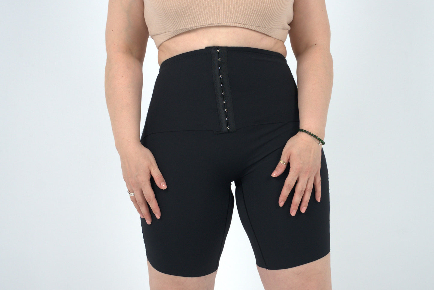 المشد الشورت